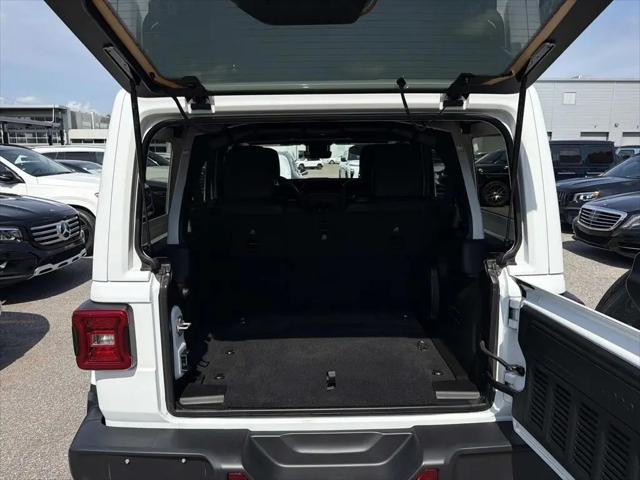 2024 Jeep Wrangler 4-Door Sahara 4x4