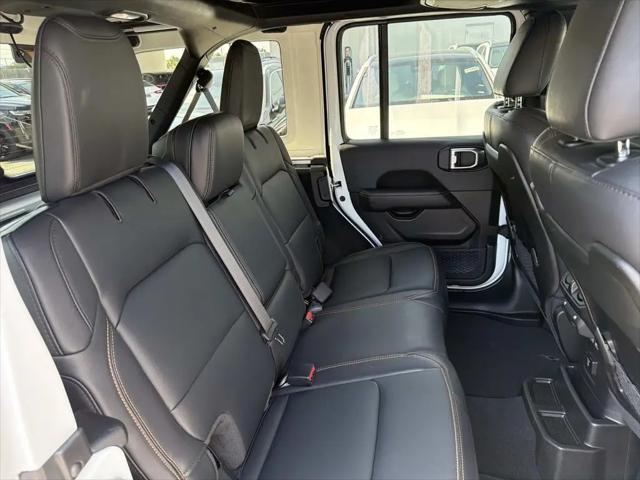 2024 Jeep Wrangler 4-Door Sahara 4x4