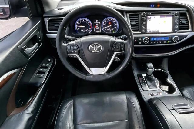 2015 Toyota Highlander Limited Platinum V6