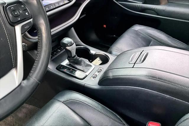 2015 Toyota Highlander Limited Platinum V6