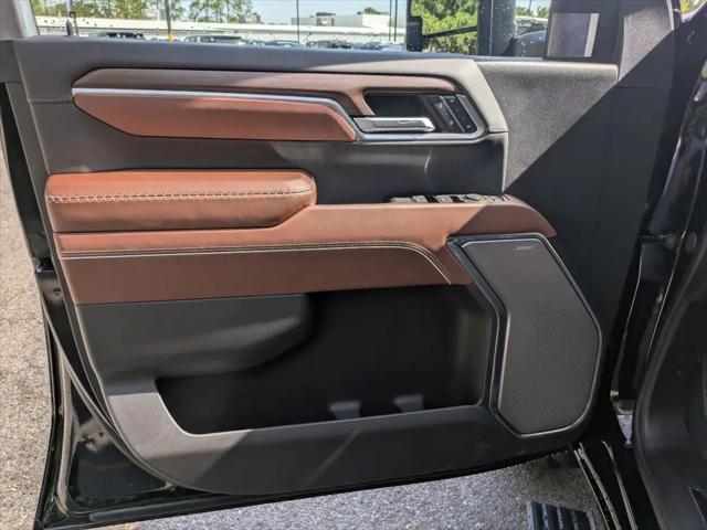 2026 GMC Sierra 2500HD Crew Cab, Standard Bed, Denali Ultimate, 4WD