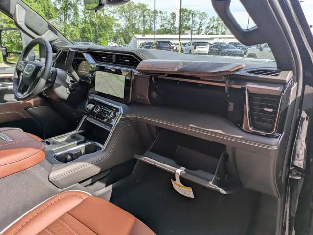 2026 GMC Sierra 2500HD Crew Cab, Standard Bed, Denali Ultimate, 4WD