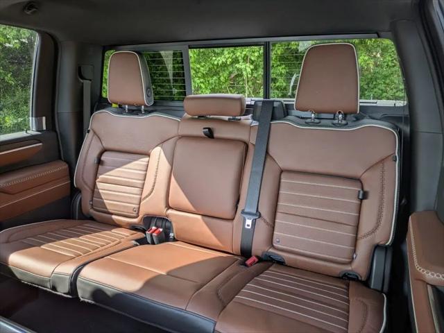2026 GMC Sierra 2500HD Crew Cab, Standard Bed, Denali Ultimate, 4WD