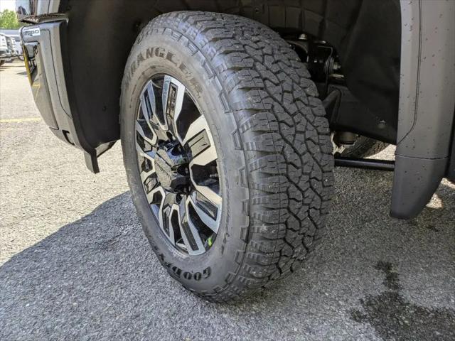 2026 GMC Sierra 2500HD Crew Cab, Standard Bed, Denali Ultimate, 4WD