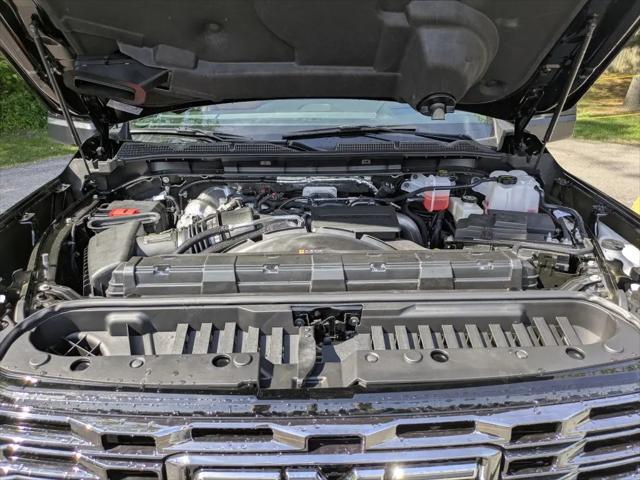 2026 GMC Sierra 2500HD Crew Cab, Standard Bed, Denali Ultimate, 4WD