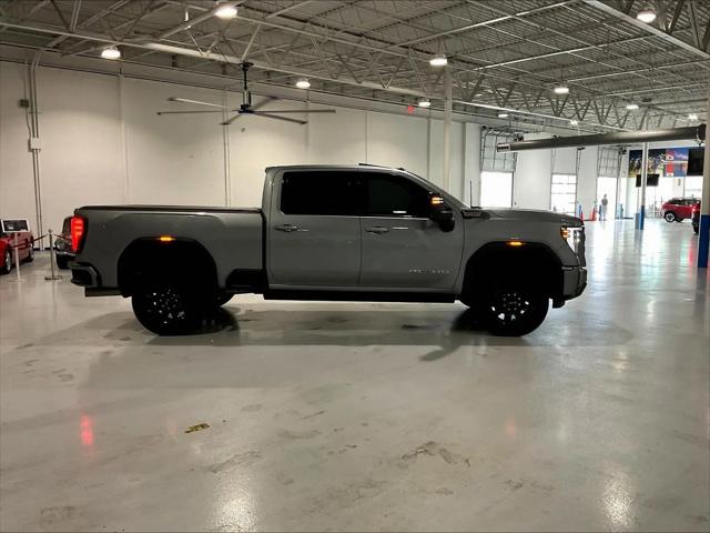 2024 GMC Sierra 2500HD 4WD Crew Cab Standard Bed AT4