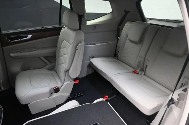 2026 Volkswagen Atlas SE with Technology