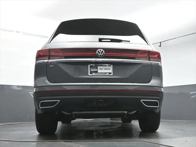 2026 Volkswagen Atlas SE with Technology