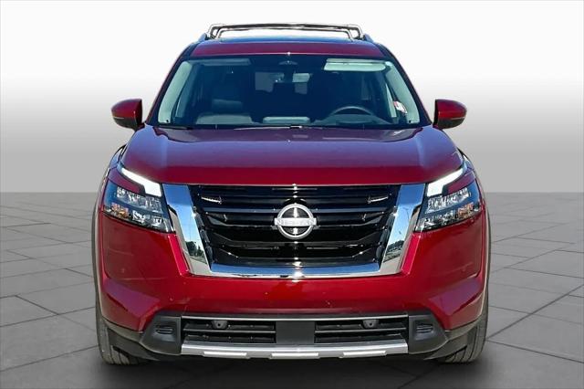 2025 Nissan Pathfinder Platinum FWD