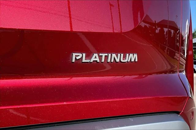 2025 Nissan Pathfinder Platinum FWD