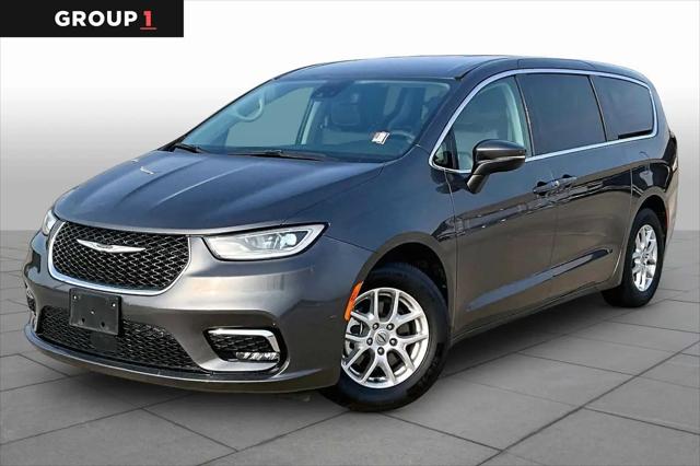 2023 Chrysler Pacifica Touring L for sale in Oklahoma City, OK