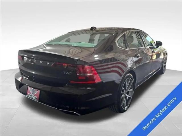 2018 Volvo S90 T6 Momentum