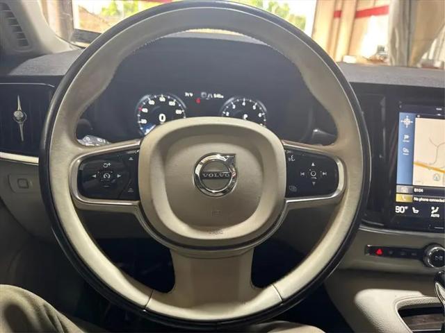 2018 Volvo S90 T6 Momentum