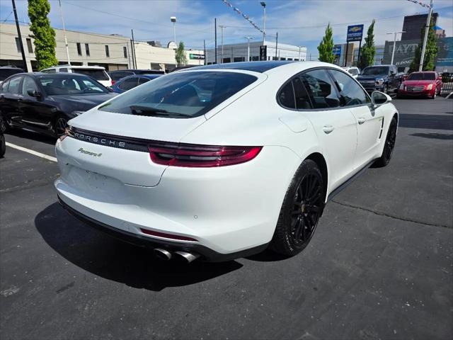 2019 Porsche Panamera E-Hybrid 4