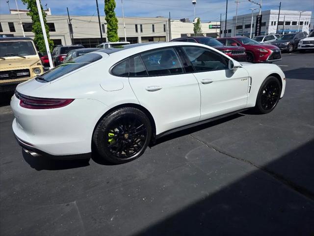 2019 Porsche Panamera E-Hybrid 4