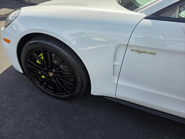2019 Porsche Panamera E-Hybrid 4
