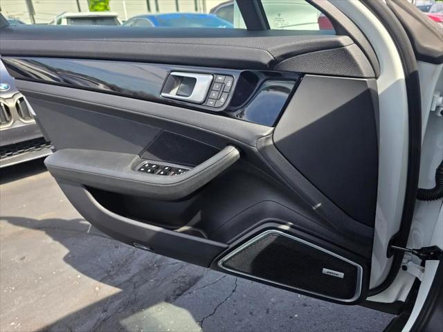 2019 Porsche Panamera E-Hybrid 4