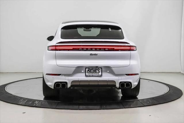 2025 Porsche Cayenne E-Hybrid Turbo
