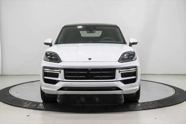 2025 Porsche Cayenne E-Hybrid Turbo