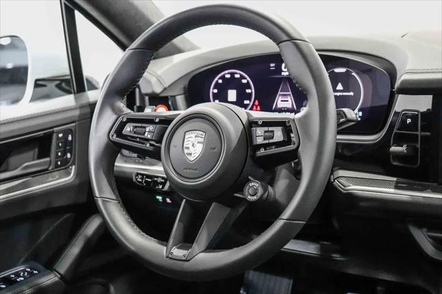 2025 Porsche Cayenne E-Hybrid Turbo