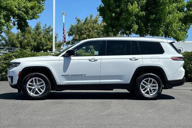 2023 Jeep Grand Cherokee L Laredo 4x4