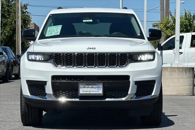 2023 Jeep Grand Cherokee L Laredo 4x4