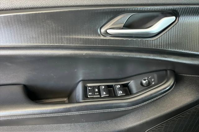 2023 Jeep Grand Cherokee L Laredo 4x4
