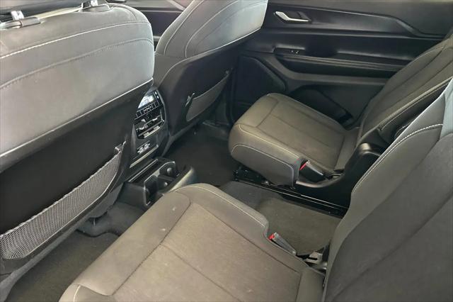 2023 Jeep Grand Cherokee L Laredo 4x4