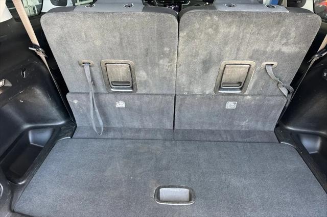 2023 Jeep Grand Cherokee L Laredo 4x4