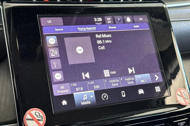 2023 Jeep Grand Cherokee L Laredo 4x4
