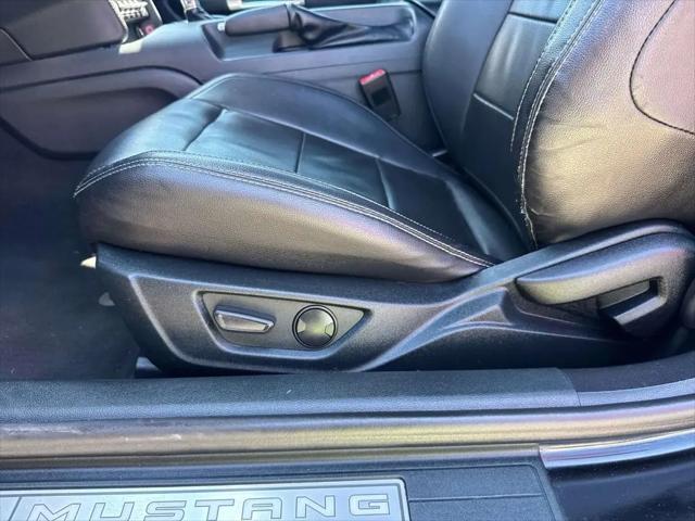 2022 Ford Mustang EcoBoost Premium Fastback