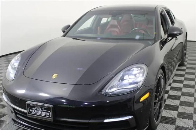 2018 Porsche Panamera Panamera