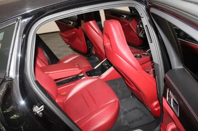 2018 Porsche Panamera Panamera