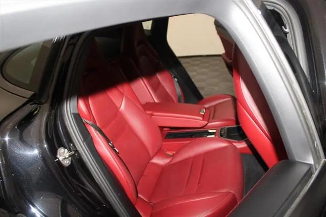 2018 Porsche Panamera Panamera