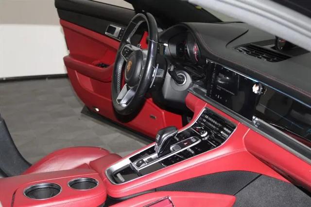 2018 Porsche Panamera Panamera
