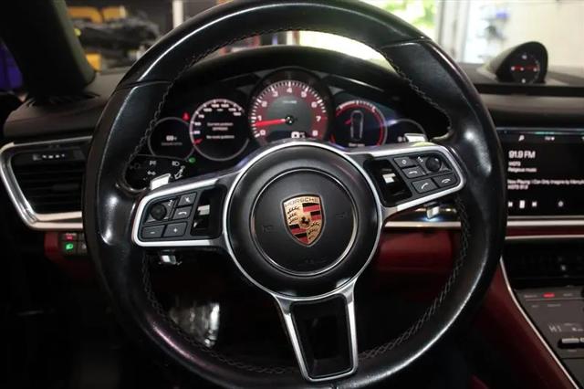 2018 Porsche Panamera Panamera