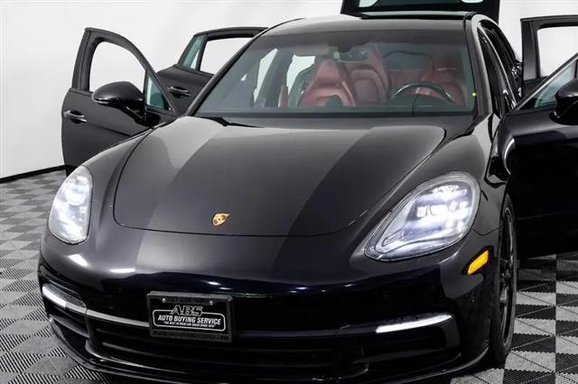 2018 Porsche Panamera Panamera