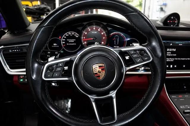 2018 Porsche Panamera Panamera