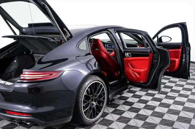 2018 Porsche Panamera Panamera