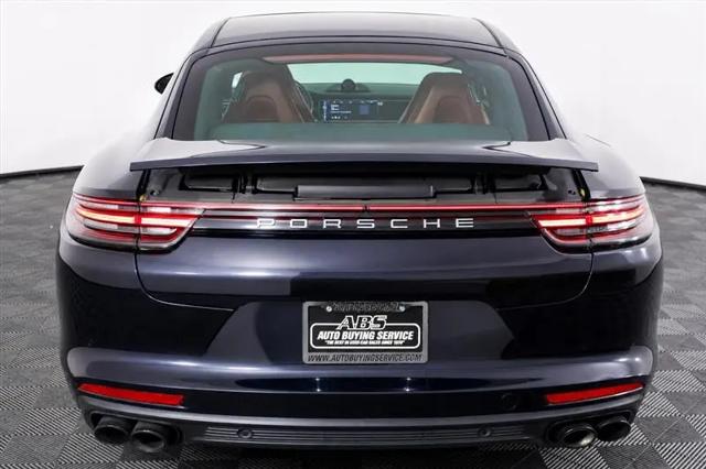 2018 Porsche Panamera Panamera