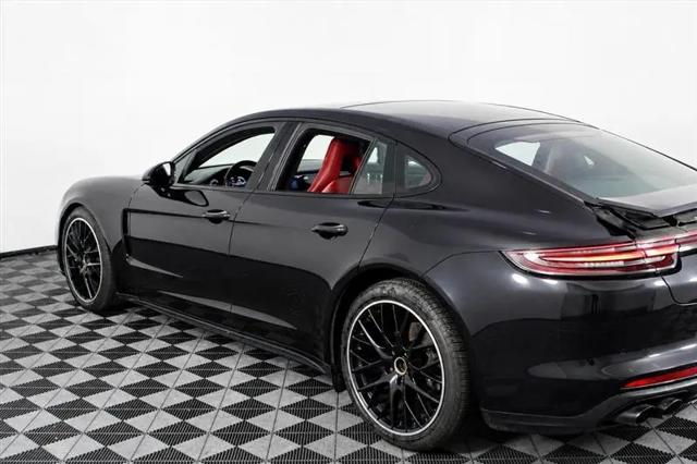 2018 Porsche Panamera Panamera