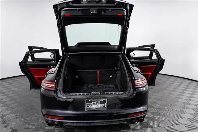 2018 Porsche Panamera Panamera