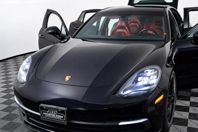 2018 Porsche Panamera Panamera