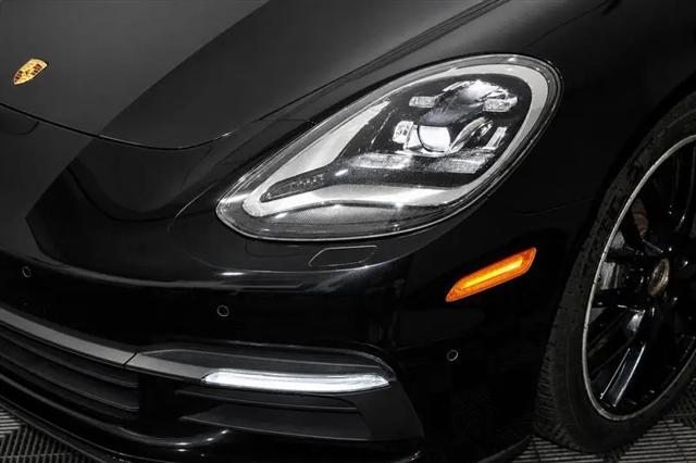 2018 Porsche Panamera Panamera