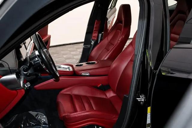 2018 Porsche Panamera Panamera