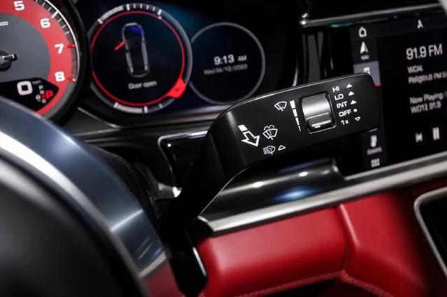 2018 Porsche Panamera Panamera