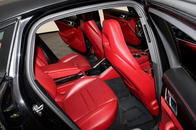 2018 Porsche Panamera Panamera