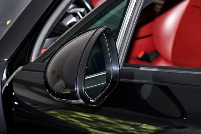 2018 Porsche Panamera Panamera