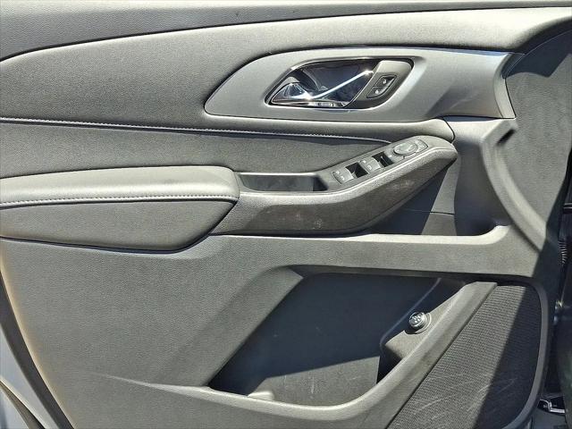 2023 Chevrolet Traverse AWD LT Cloth