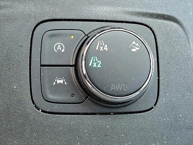 2023 Chevrolet Traverse AWD LT Cloth